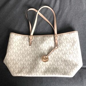 NWOT Michael Kors Bag
